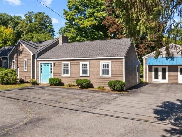 216 Boston Rd, Southborough, MA 01772