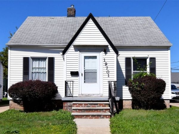 19701 Ormiston Avenue , Cleveland, OH 44119