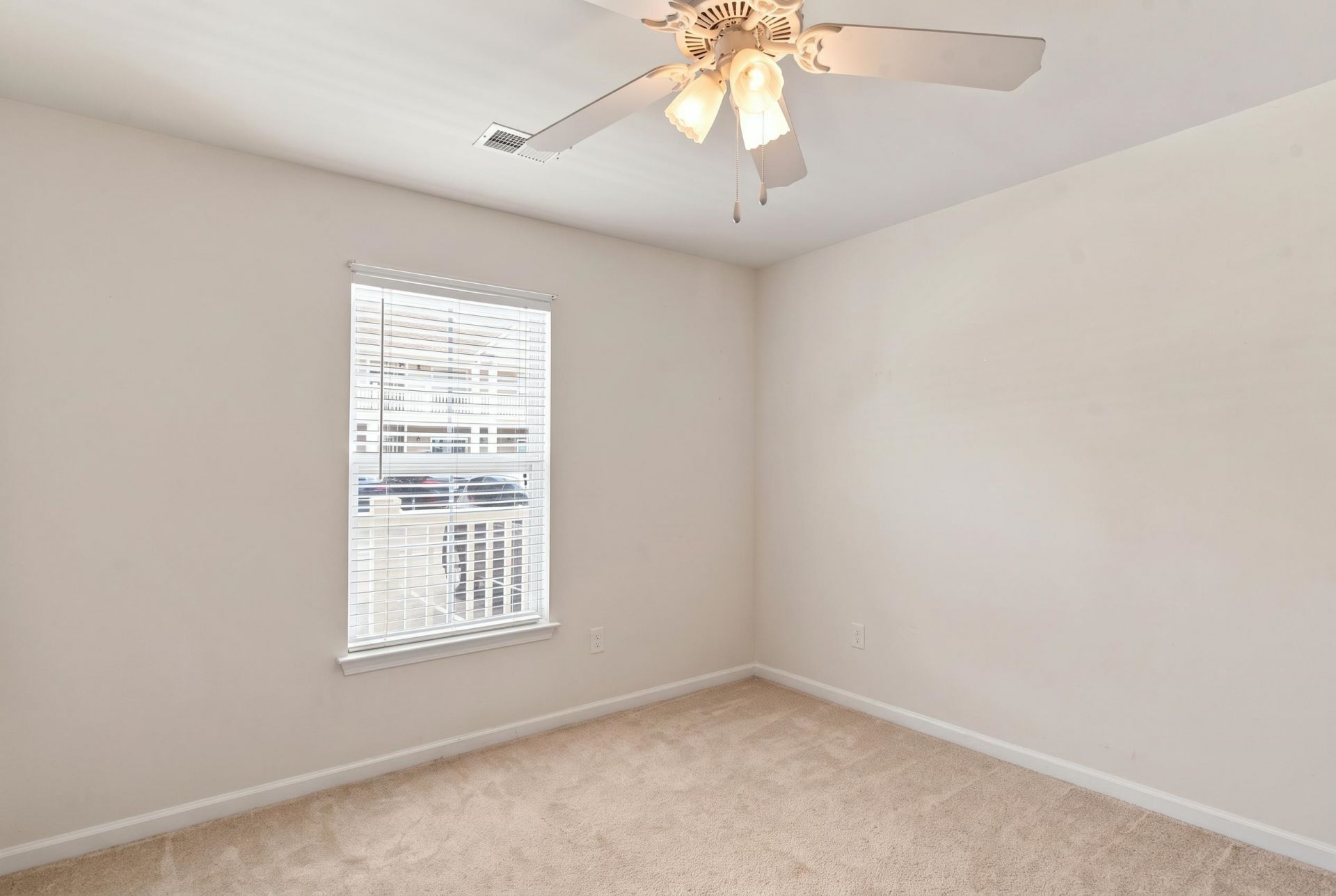 135 Butkus Dr. Photo 11