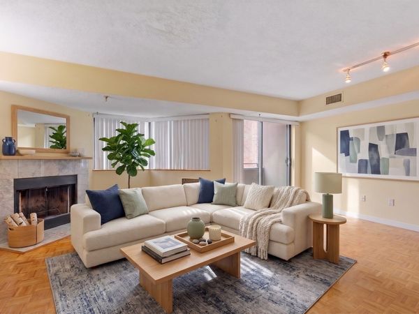 147 Kelton St, Unit 717, Boston, MA 02134