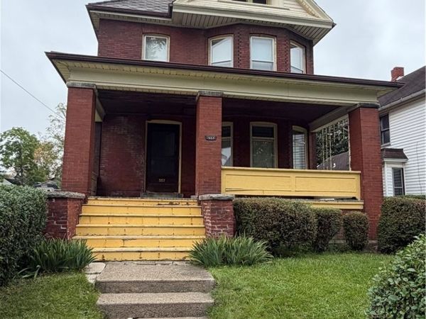 557 5th Street , Niagara Falls, NY 14301