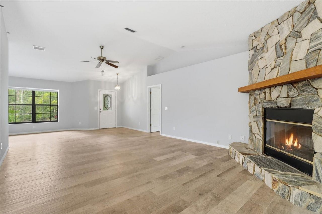 7410 W Newcastle Court, Dunnellon, FL 34433 Photo