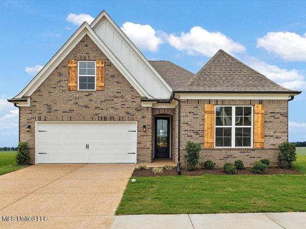 957 Coahoma Court, Nesbit, MS 38651