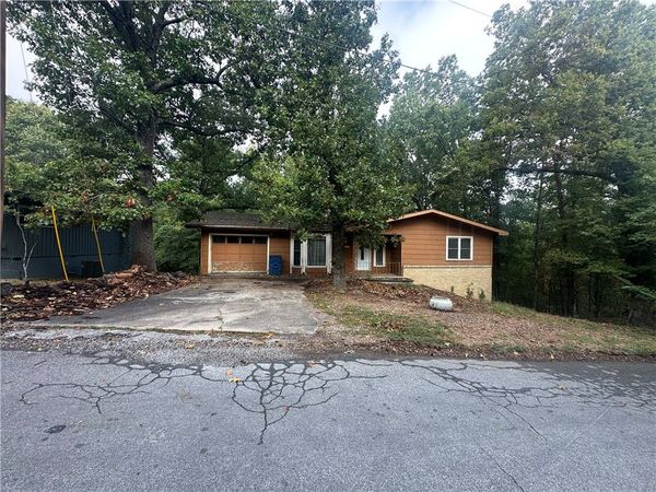 3 Carlton Circle, Bella Vista, AR 72715