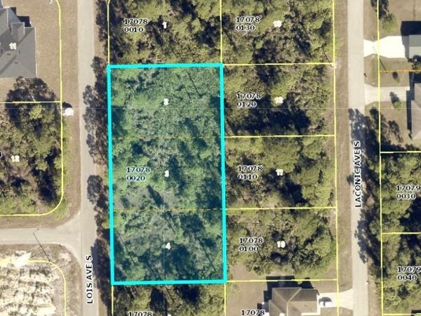 457 Lois AVE S, LEHIGH ACRES, FL 33974