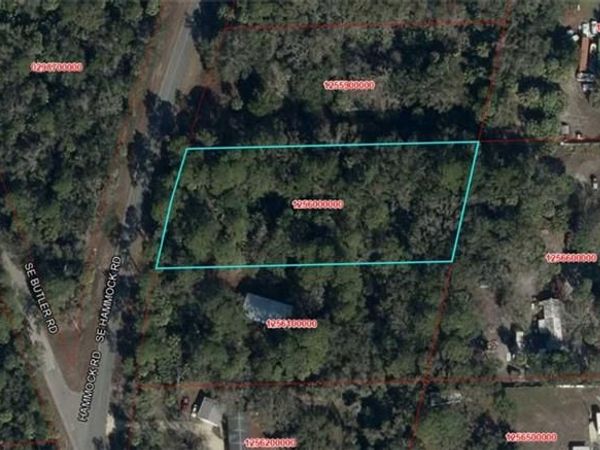 NE 55th CT , INGLIS, FL 34449