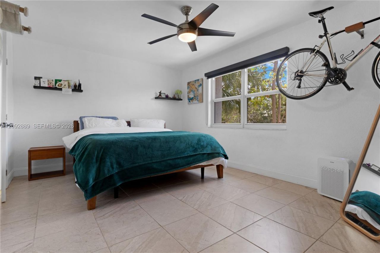 6217 SW 78th St, Unit 2B, South Miami, FL 33143 Photo