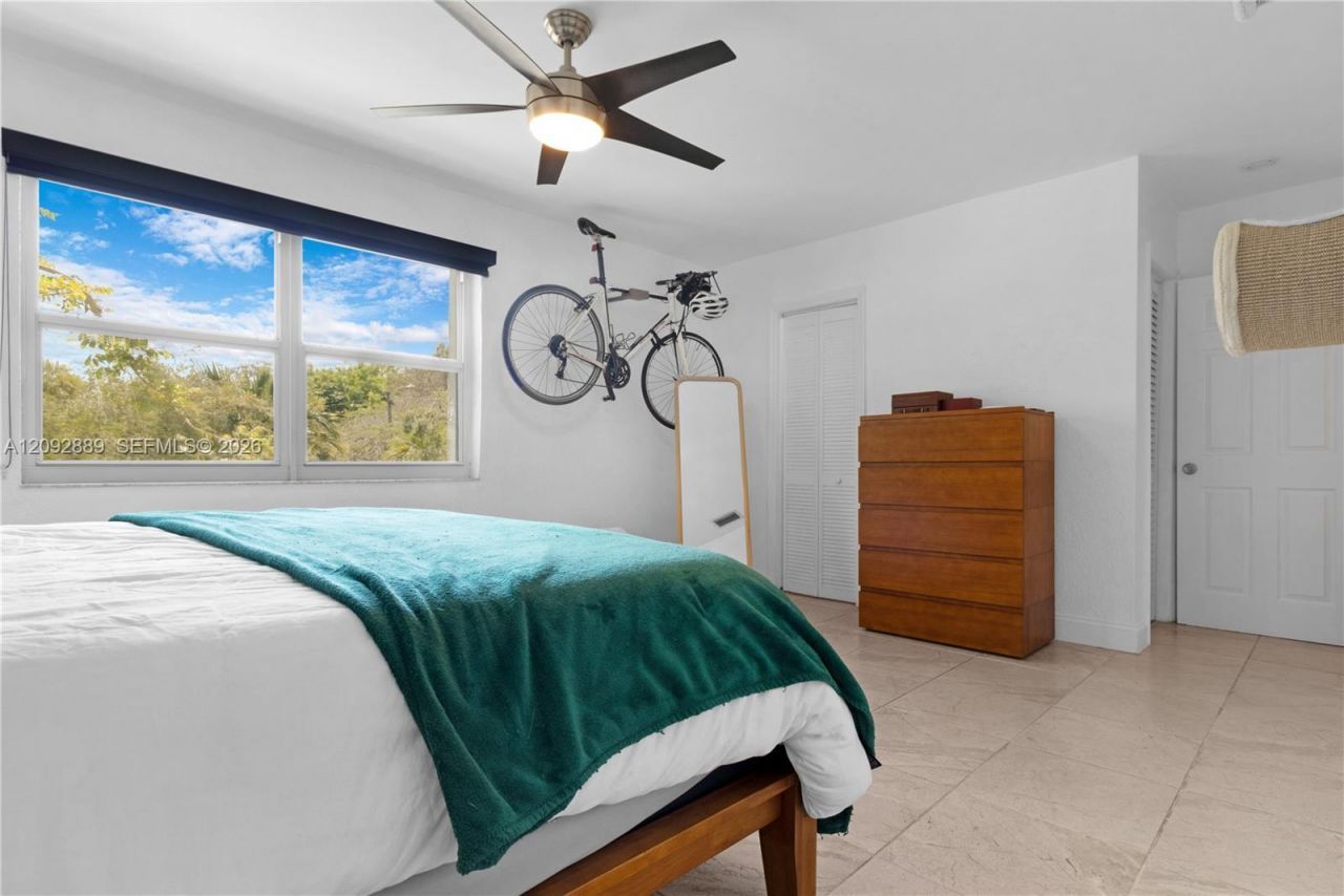 6217 SW 78th St, Unit 2B, South Miami, FL 33143 Photo