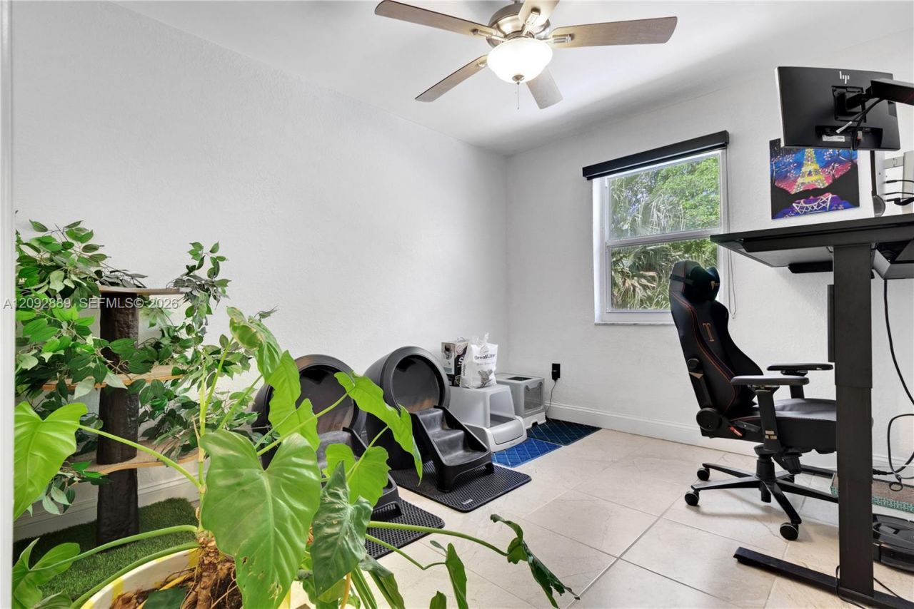 6217 SW 78th St, Unit 2B, South Miami, FL 33143 Photo