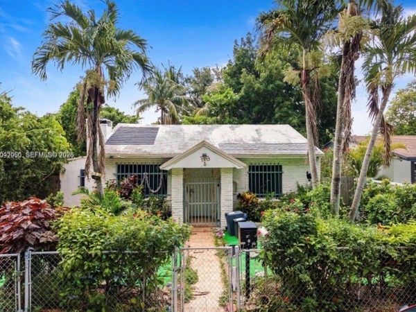 7573 NW 12th Ct, Miami, FL 33147