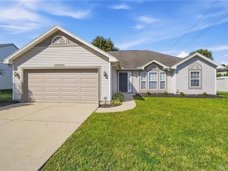9037 Marquis Drive, Miamisburg, OH 45342 Photo 1