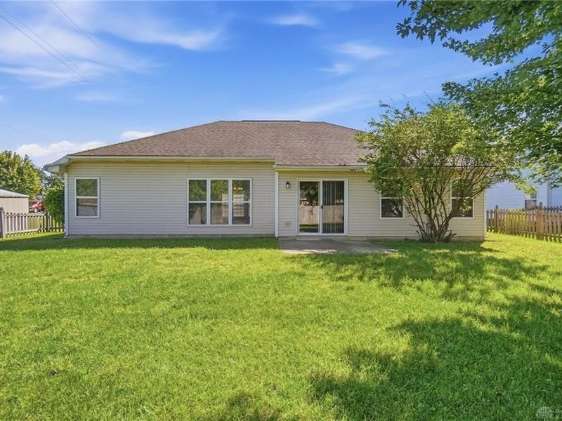 9037 Marquis Drive, Miamisburg, OH 45342 Photo 22