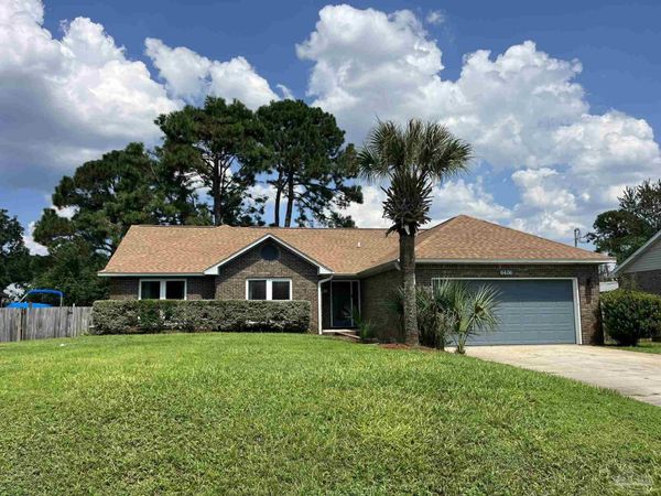 6436 Garden Dr, Gulf Breeze, FL 32563