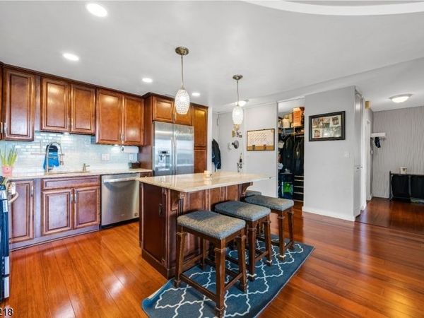 555 North Ave, Fort Lee, NJ 07024