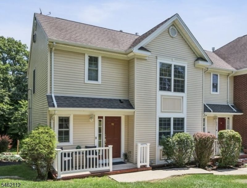 52 Henry Ct, Mount Arlington, NJ 07856 Main Photo