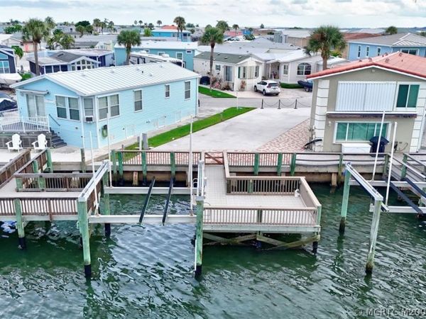 5 Nettles Boulevard , Jensen Beach, FL 34957