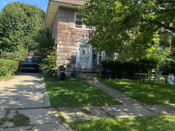 1106 Copeman Boulevard, Flint, MI 48504
