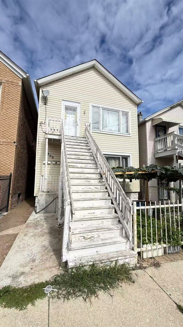 306 W 30th Street, Chicago, IL 60616 Main Photo