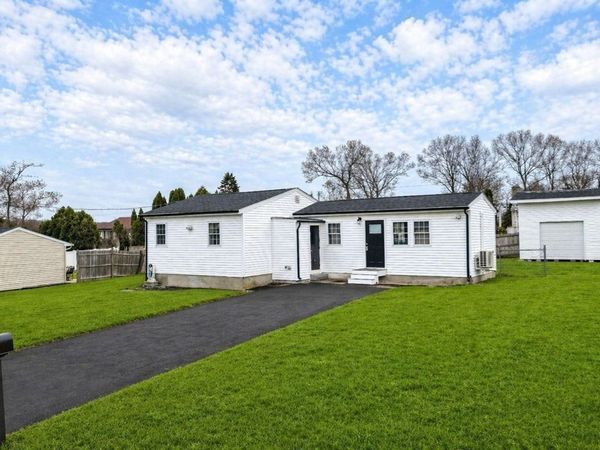 715 Newhall St, Fall River, MA 02721