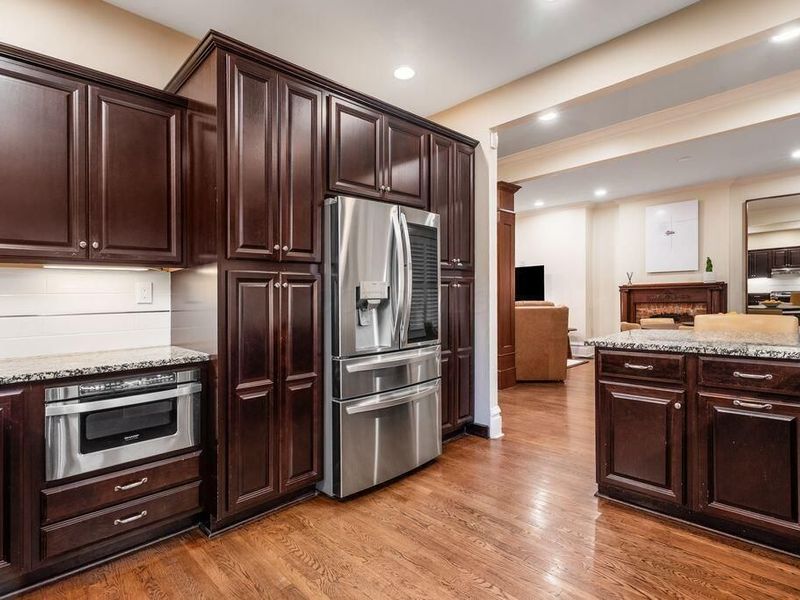 856 Neil Avenue, Columbus, OH 43215 Photo 14