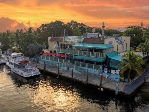 522 Caribbean Dr , Key Largo, FL 33037