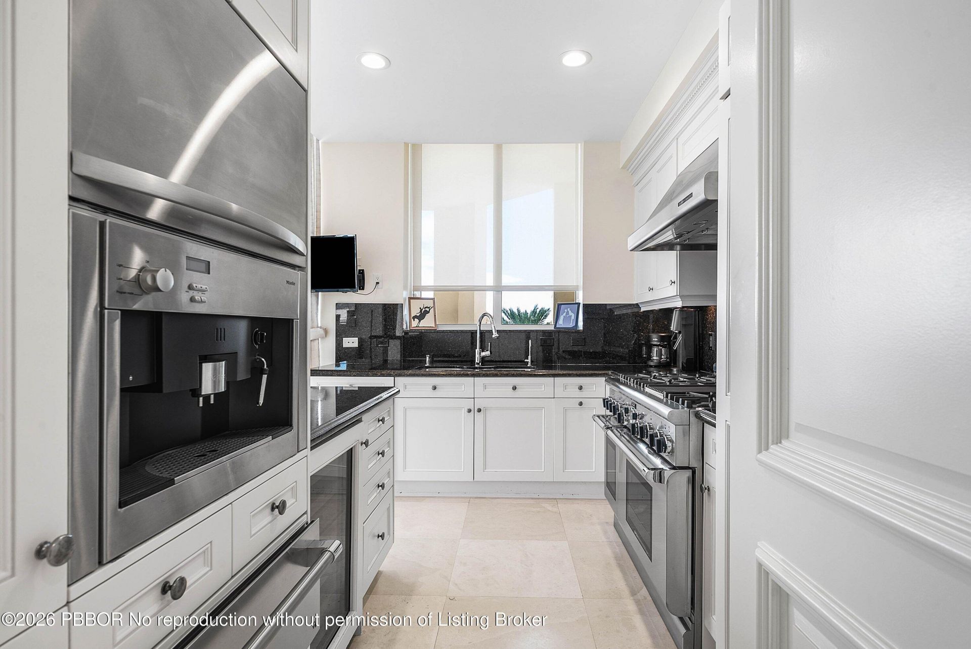 3000 S Ocean Boulevard, Unit 402, Palm Beach, FL 33480 Photo