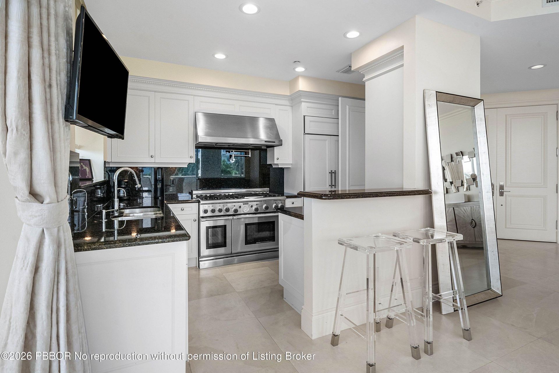 3000 S Ocean Boulevard, Unit 402, Palm Beach, FL 33480 Photo
