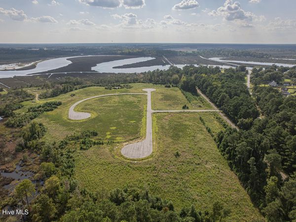 121 River Bend Drive, Stella, NC 28582