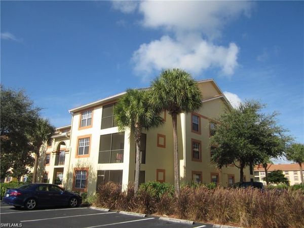 7985 Preserve CIR , Unit 1132, NAPLES, FL 34119