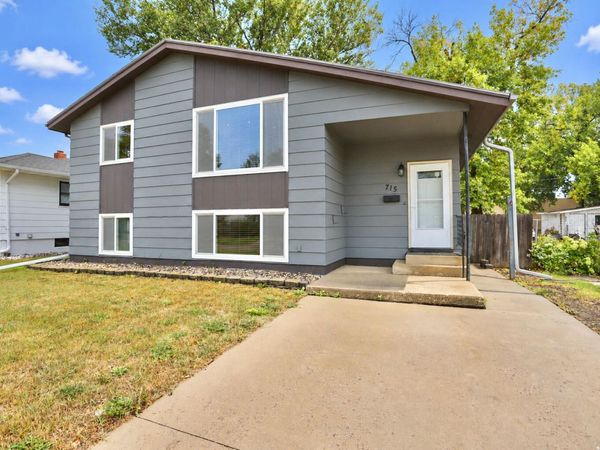 715 N 3rd Street, Aberdeen, SD 57401