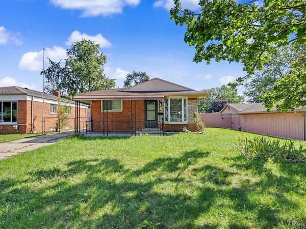 8968 Beatrice Street, Livonia, Mi 48150