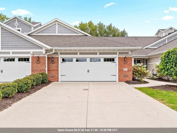 2617 BAY HARBOR CIRCLE, Unit 2, Green Bay, WI 54304