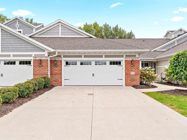 2617 BAY HARBOR CIRCLE, Unit 2, Green Bay, WI 54304
