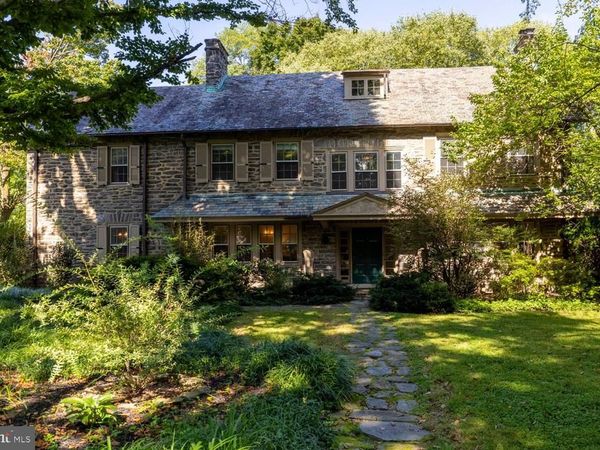 435 W ALLENS LANE, PHILADELPHIA, PA 19119