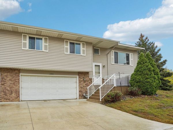15859 Gooseberry Way , Apple Valley, MN 55124