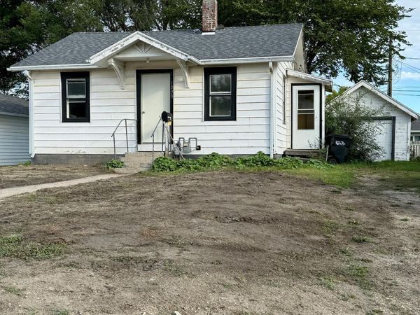 1033 2nd Street SE, Valley City, ND 58072