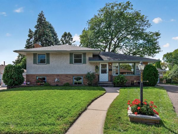 2220 Cardinal Place, Saint Paul, MN 55119