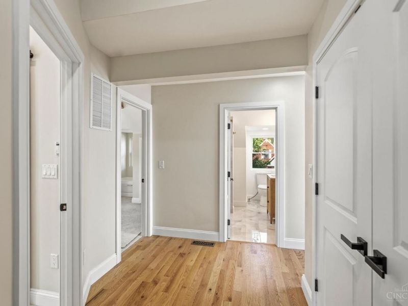 3834 Petoskey Avenue, Mariemont, OH 45227 Photo 30