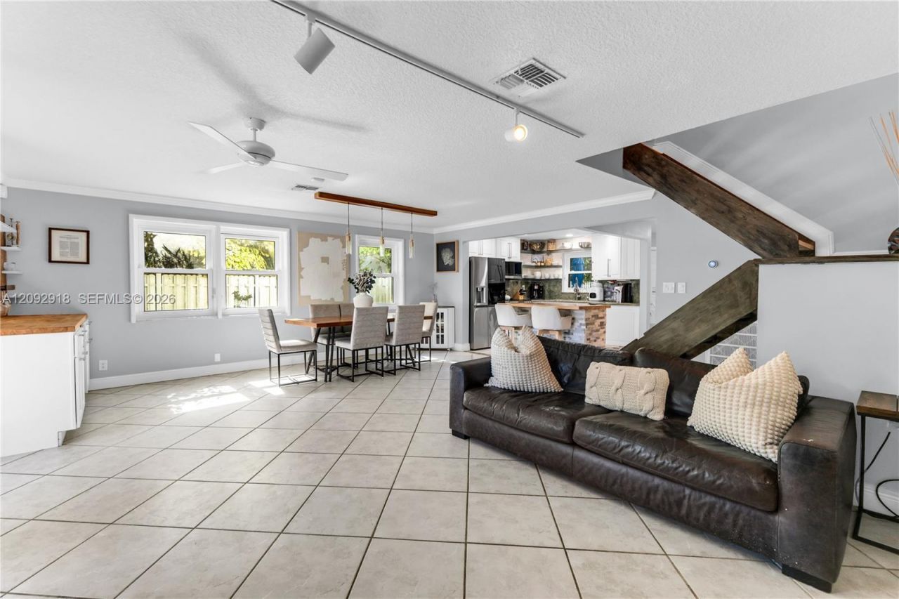 663 Ponce De Leon Dr , Unit 2, Fort Lauderdale, FL 33316 Photo