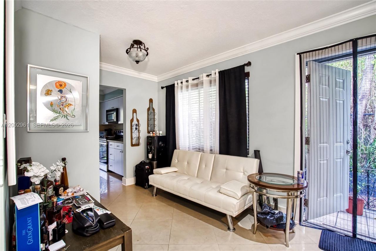 1457 Atlantic Shores Blvd, Unit 2, Hallandale Beach, FL 33009 Photo