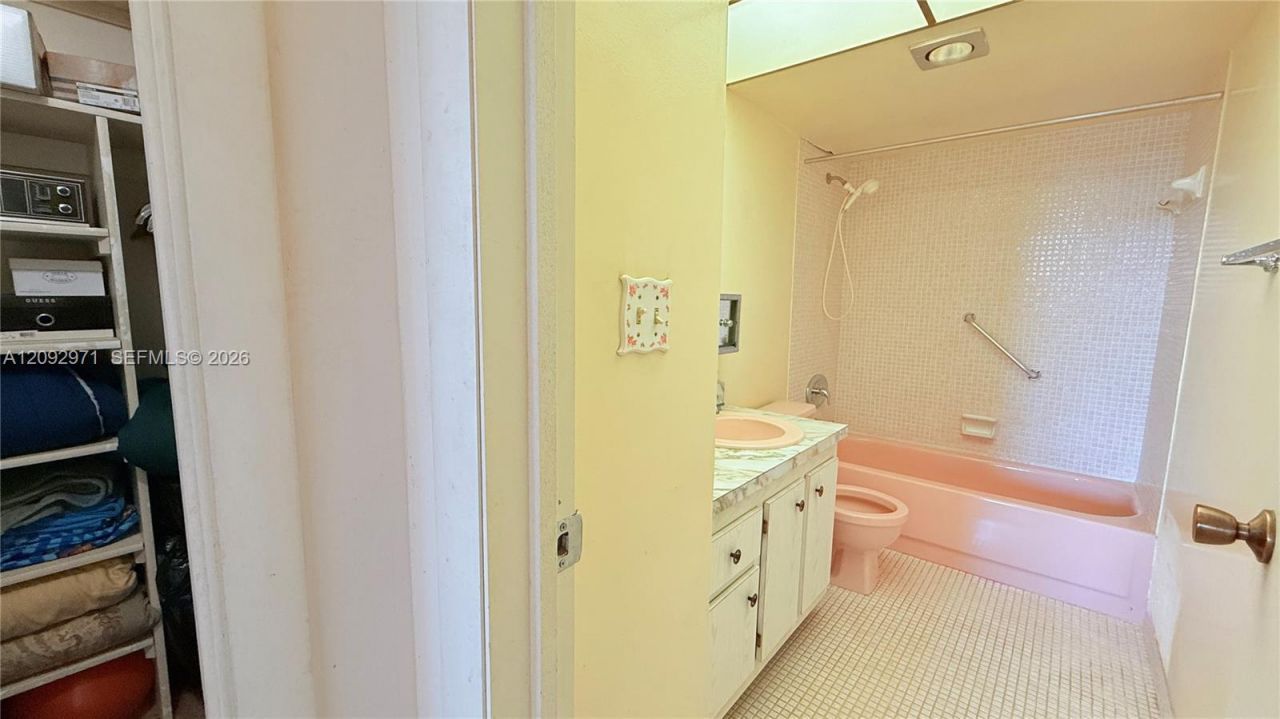 1465 NE 123rd St, Unit 505, North Miami, FL 33161 Photo