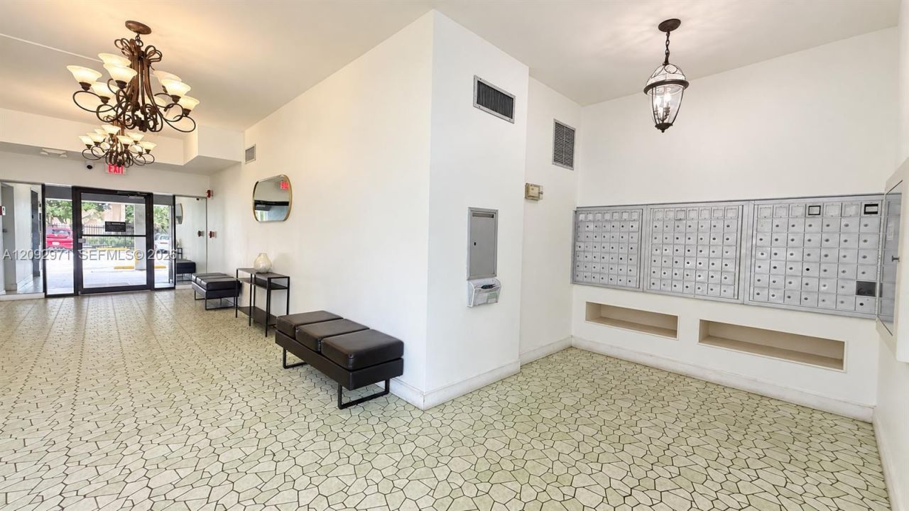 1465 NE 123rd St, Unit 505, North Miami, FL 33161 Photo