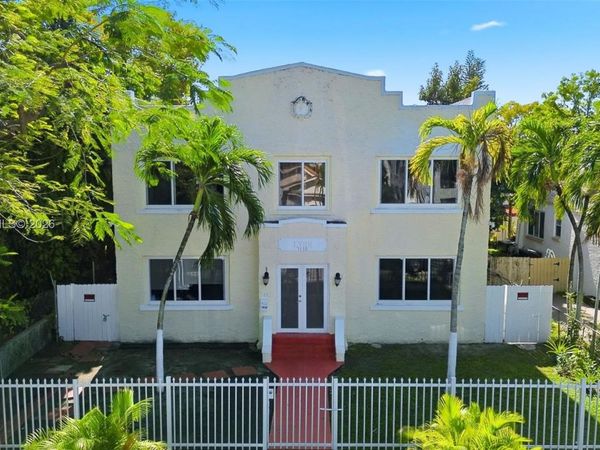 1630 SW 10th St , Unit 4, Miami, FL 33135