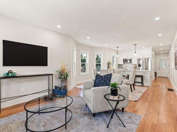 32 Cambridge Terrace, Unit 2, Cambridge, MA 02140