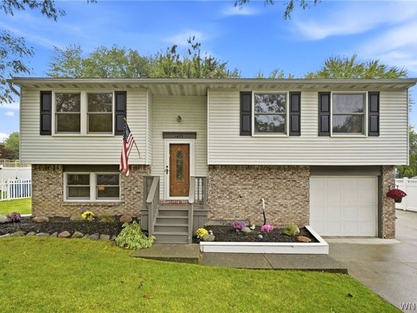 1433 Darlington Drive, Derby, NY 14047