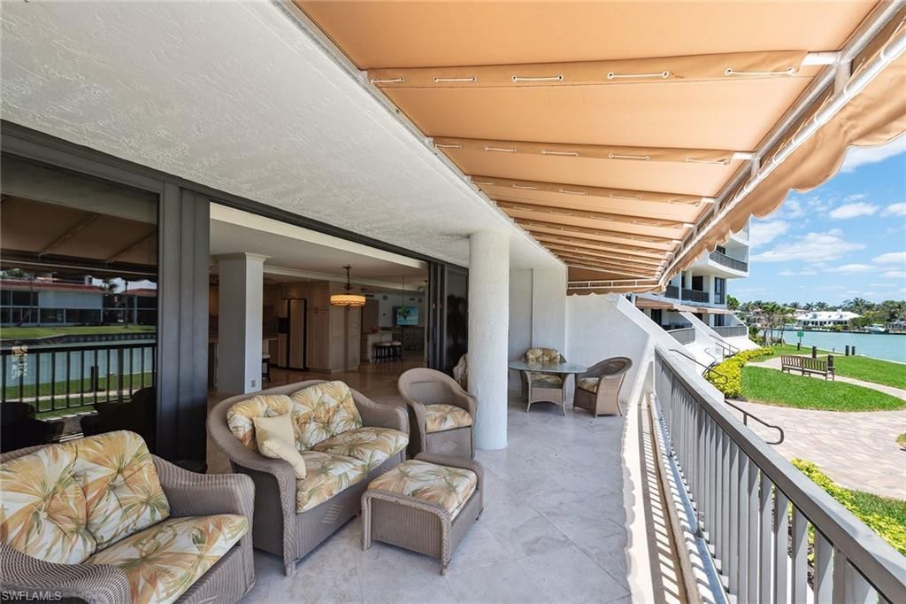 2310 Gulf Shore Blvd N, Unit 112, Naples, FL 34103 Photo