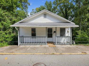 235 E 4th Street, Maysville, KY 41056