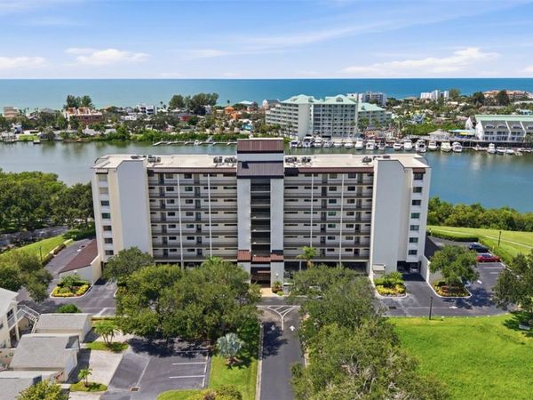 11730 SHIPWATCH DRIVE , Unit 207, LARGO, FL 33774