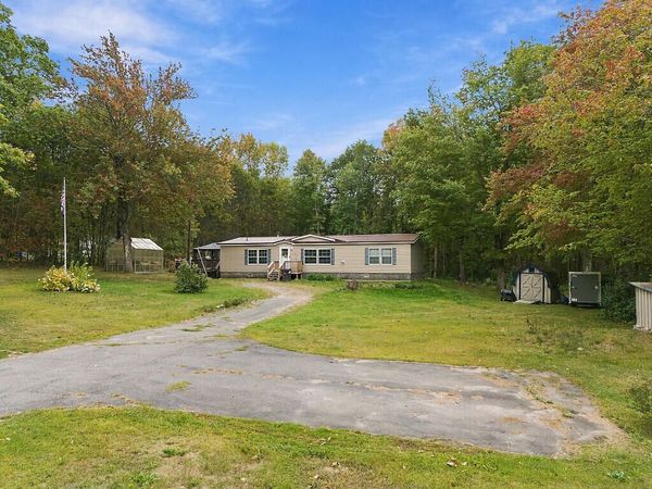67 Albion Road , Benton, ME 04901