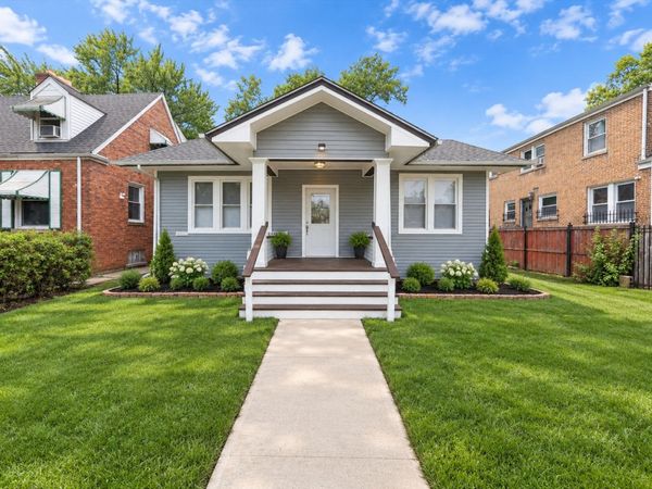 8506 S Euclid Avenue, Chicago, IL 60617
